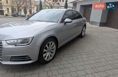 Седан Audi A4 2016 в Ивано-Франковске