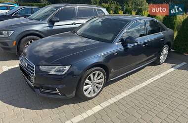Седан Audi A4 2018 в 