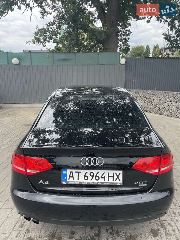 Седан Audi A4 2010 в Ивано-Франковске