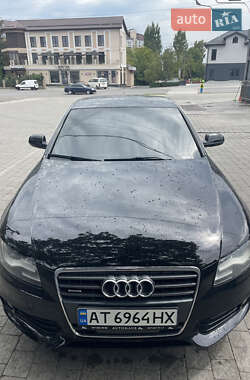 Седан Audi A4 2010 в Ивано-Франковске