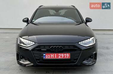 Универсал Audi A4 2022 в 