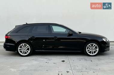 Универсал Audi A4 2022 в 