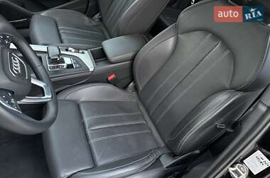 Универсал Audi A4 2022 в 