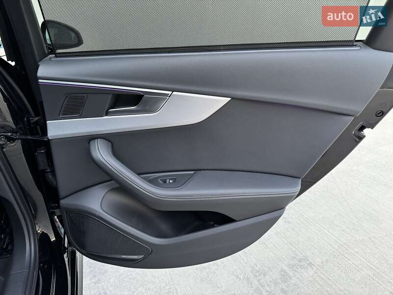 Універсал Audi A4 2022 в Луцьку