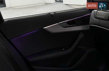 Универсал Audi A4 2022 в 