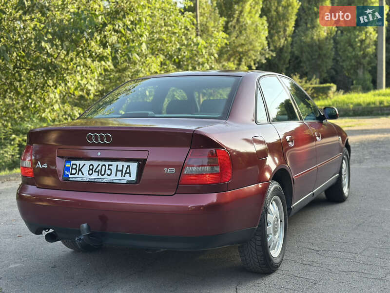 Седан Audi A4 1999 в Ровно