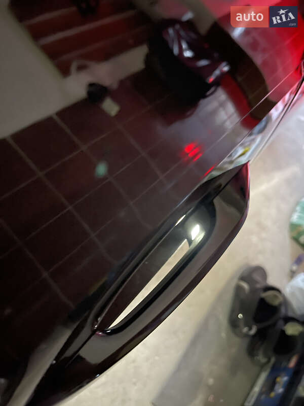 Седан Audi A4 2016 в Днепре