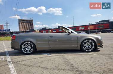 Кабриолет Audi A4 2009 в 