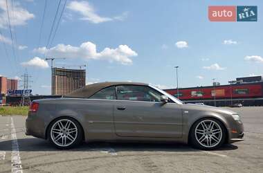 Кабриолет Audi A4 2009 в 
