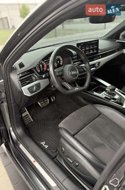 Седан Audi A4 2020 в 