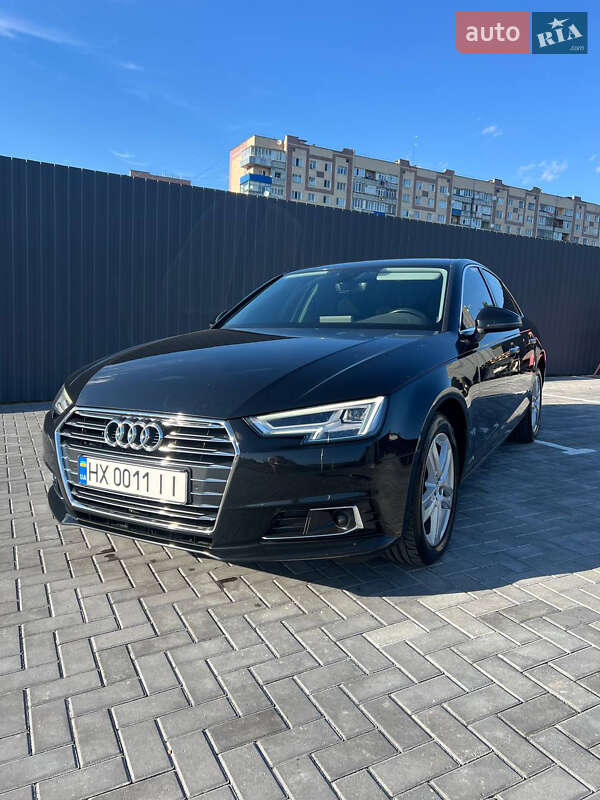Седан Audi A4 2017 в 