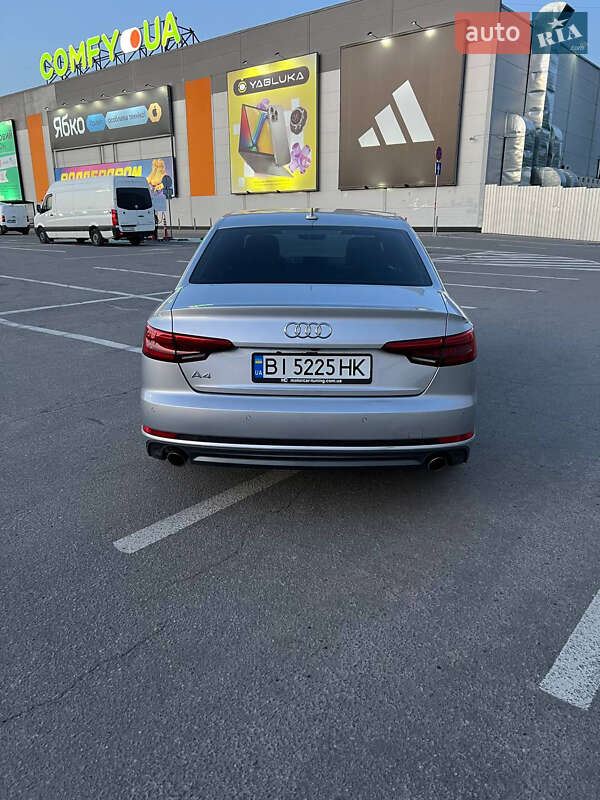 Седан Audi A4 2016 в Полтаві