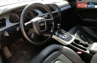 Седан Audi A4 2010 в 