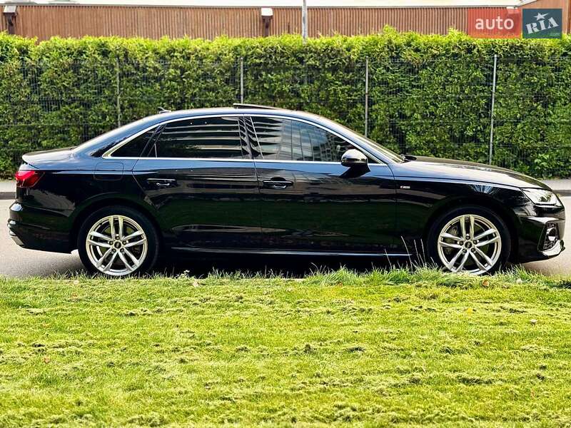 Седан Audi A4 2021 в Киеве