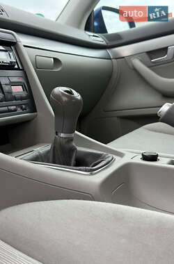 Седан Audi A4 2005 в 