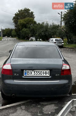 Седан Audi A4 2001 в 