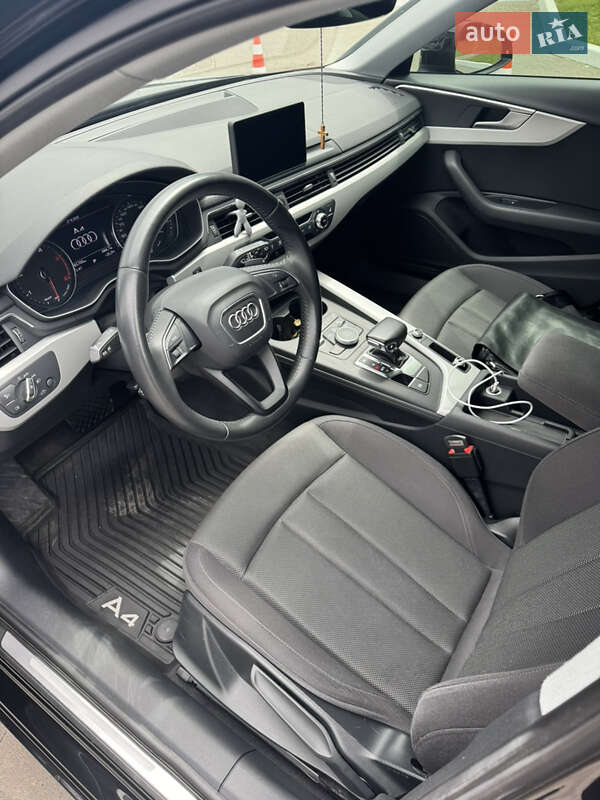 Универсал Audi A4 2018 в Киеве фото 7 Универсал Audi A4 2018 в Киеве