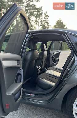 Седан Audi A4 2010 в 