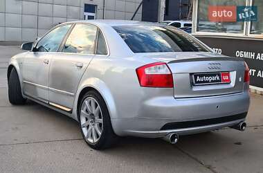 Седан Audi A4 2002 в 