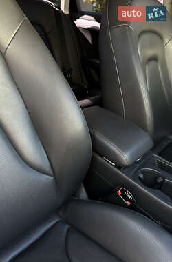 Седан Audi A4 2012 в Черкасах