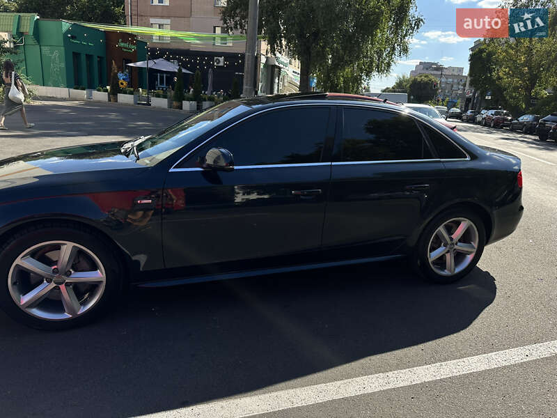 Седан Audi A4 2012 в Черкассах