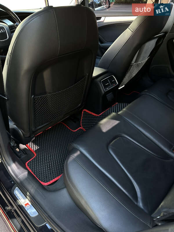 Седан Audi A4 2012 в Черкассах