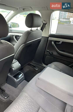 Седан Audi A4 2006 в 
