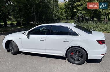 Седан Audi A4 2016 в Киеве
