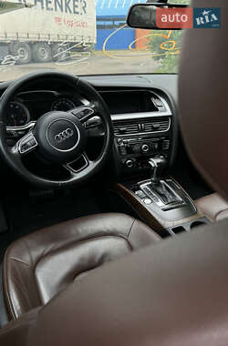 Седан Audi A4 2015 в 