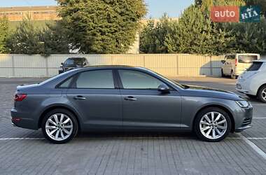 Седан Audi A4 2017 в 