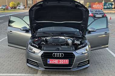 Седан Audi A4 2017 в 