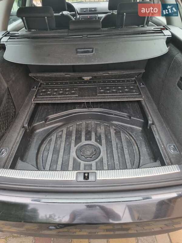 Универсал Audi A4 2004 в Киверцах фото 28 Универсал Audi A4 2004 в Киверцах