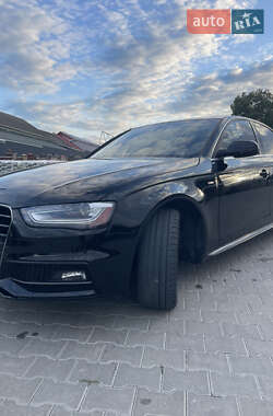 Седан Audi A4 2014 в 
