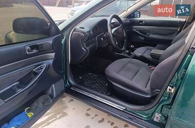 Седан Audi A4 1997 в 