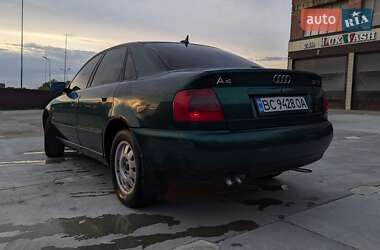 Седан Audi A4 1997 в 