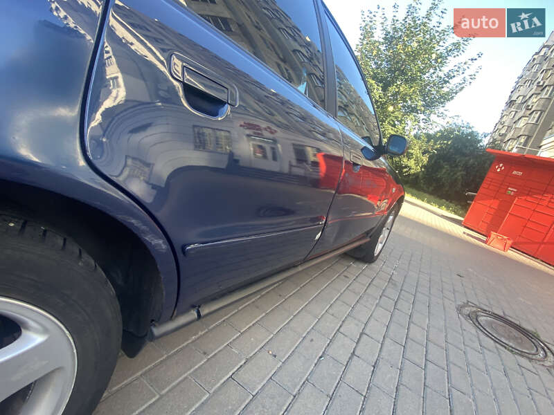 Седан Audi A4 1996 в Киеве
