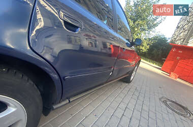 Седан Audi A4 1996 в 