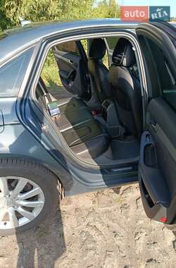 Седан Audi A4 2010 в 