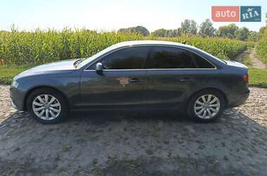 Седан Audi A4 2010 в 