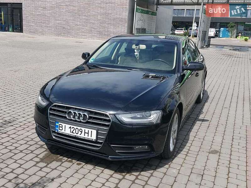 Седан Audi A4 2012 в Ивано-Франковске фото Седан Audi A4 2012 в Ивано-Франковске