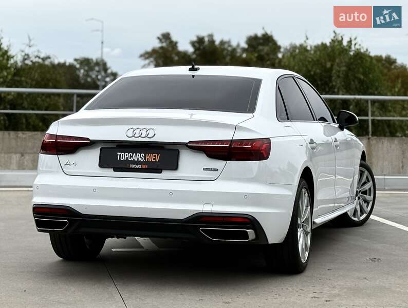 Седан Audi A4 2021 в Киеве