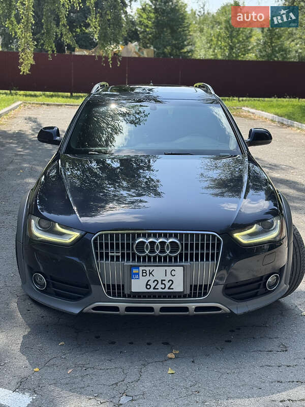 Универсал Audi A4 2012 в 