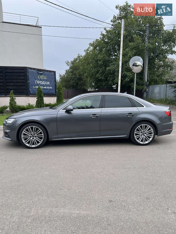 Седан Audi A4 2017 в Киеве