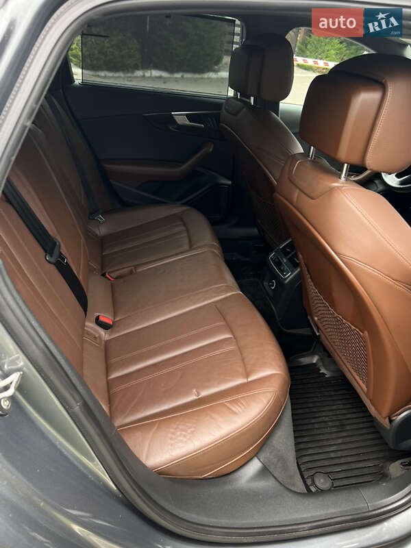 Седан Audi A4 2017 в Киеве
