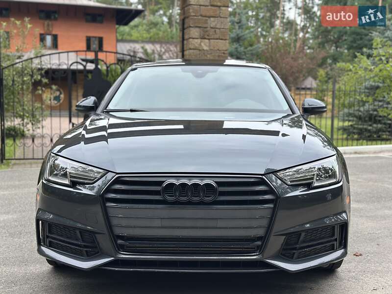 Седан Audi A4 2018 в 