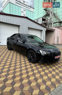 Седан Audi A4 2017 в 