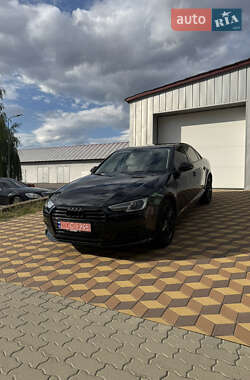 Седан Audi A4 2017 в 