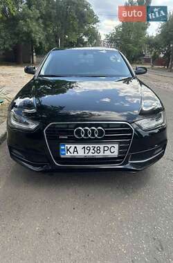 Седан Audi A4 2014 в Киеве