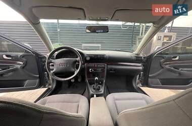Седан Audi A4 1995 в Житомирі