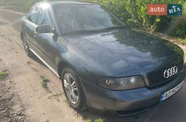 Седан Audi A4 1995 в Житомирі